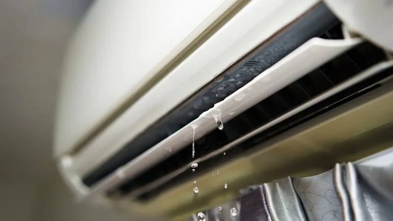 dieu-hoa-bi-chay-nuoc