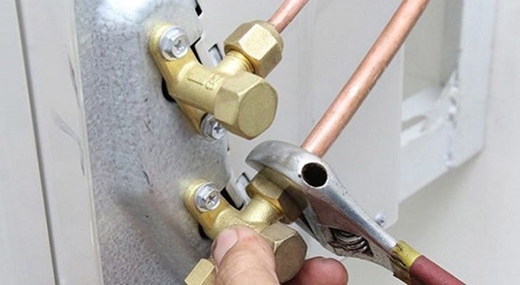 huong-dan-cach-thao-dieu-hoa-tai-nha-1